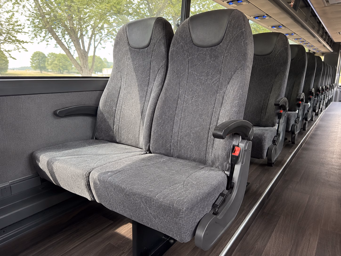 charter bus shuttle service to san bernardino international airport sbd