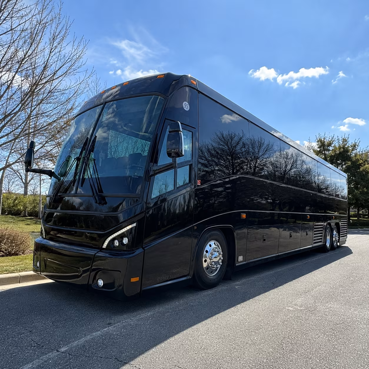 hesperia charter bus services exterior