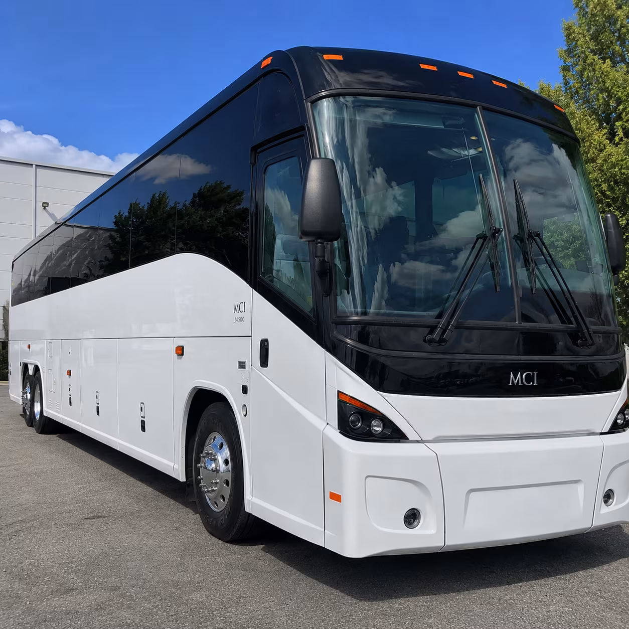 hesperiacharterbusservices com connects you to airport bus rentals for palm springs international psp beyond